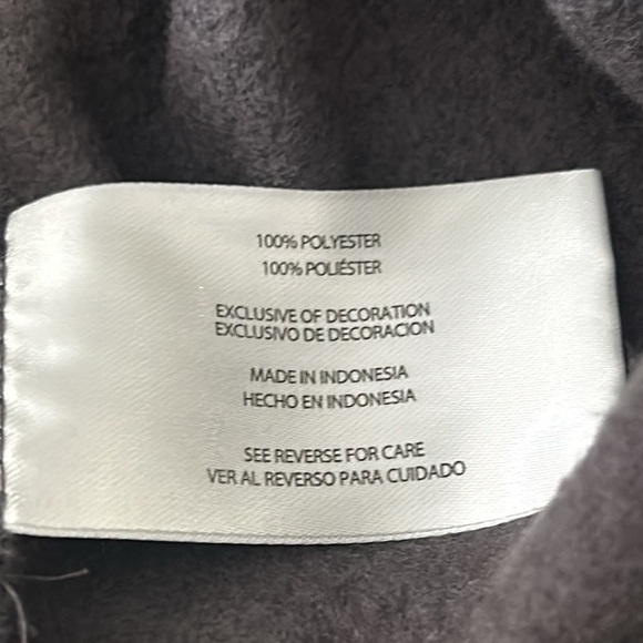 Eddie Bauer gray 1/4 Zip Fleece Size XL. NWT. - Picture 10 of 11